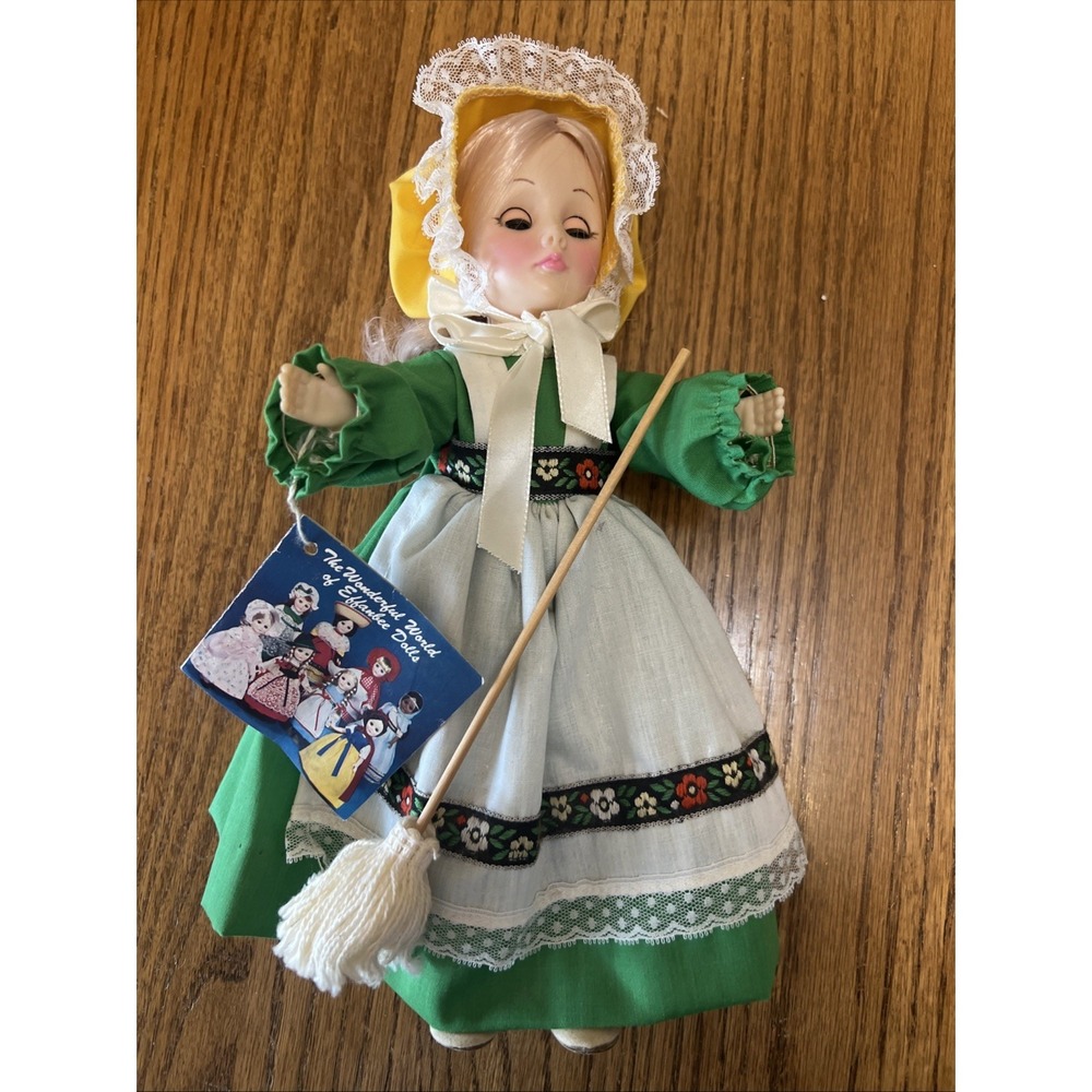 Effanbee Doll Company Mother Hubbard Storybook Nursery Rhyme 1975